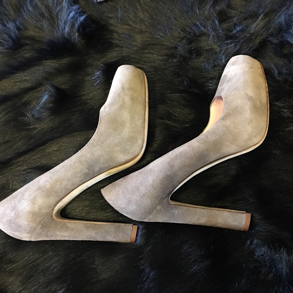 Kate Spade NY Nessle Suede Pumps Sz 8 Made in Italy